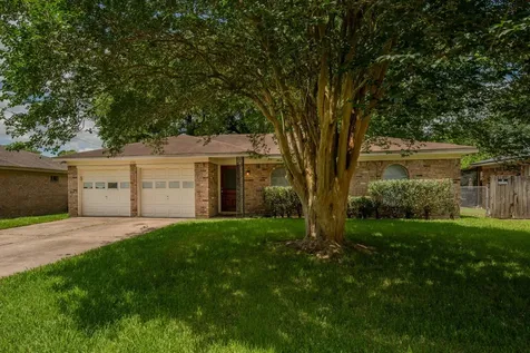 450 Norvell Street Beaumont TX 77707
