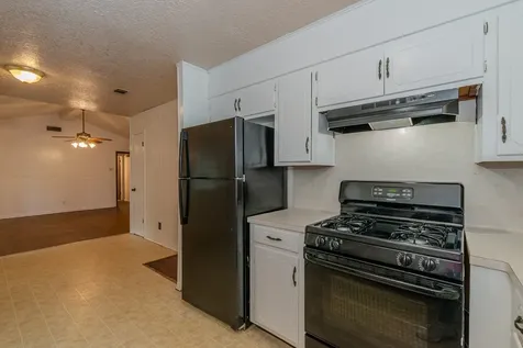 450 Norvell Street Beaumont TX 77707