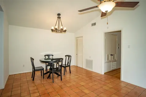 4522 Briarbend Drive Houston TX 77035