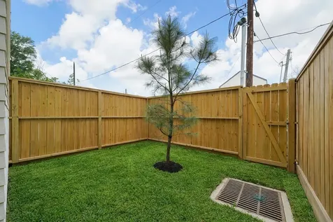 859 Rachel Street C Houston TX 77091