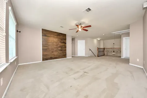 1914 Grandoak Drive Pearland TX 77581