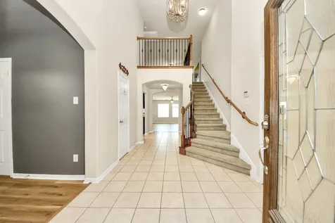 1914 Grandoak Drive Pearland TX 77581