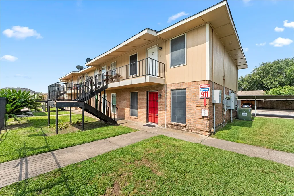 3316 Burke Road 43 Pasadena TX 77504