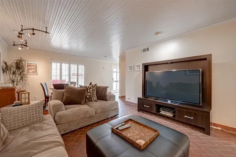 6329 Del Monte Drive 100 Houston TX 77057