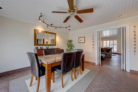 6329 Del Monte Drive 100 Houston TX 77057
