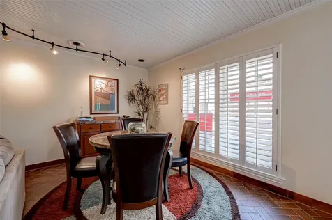6329 Del Monte Drive 100 Houston TX 77057