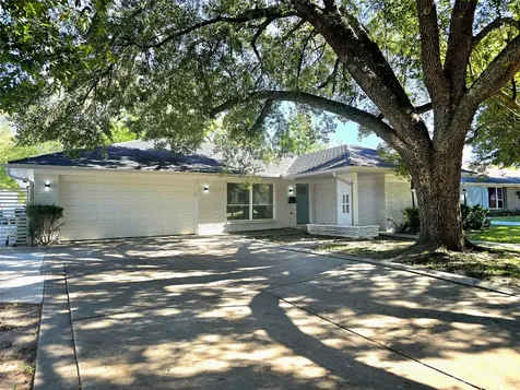 11907 Renwick Drive Houston TX 77035