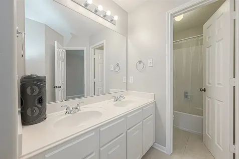 4202 Stone Oak Court Missouri City TX 77459