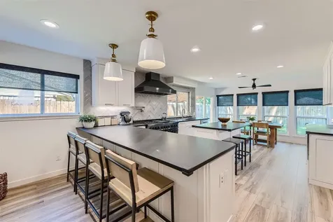 6715 La Sombra Drive Houston TX 77083