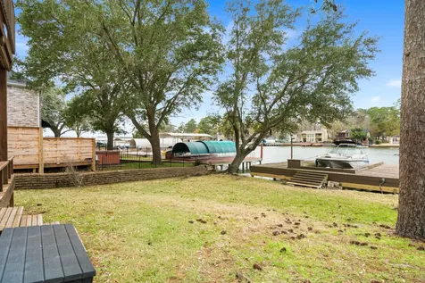 3203 Poe Drive Montgomery TX 77356