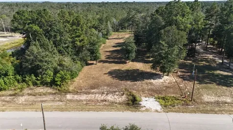 417 County Road 3773 Cleveland TX 77327