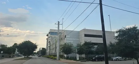 3610 Dennis Street Houston TX 77004