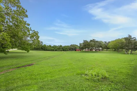 13016 W Burton Street Burton TX 77835