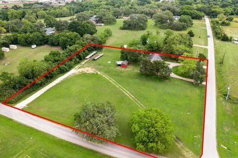 13016 W Burton Street Burton TX 77835