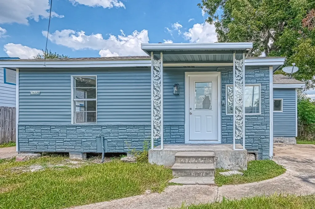 6715 Victoria Street A Houston TX 77020
