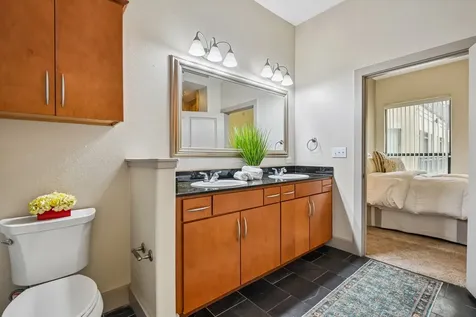 1901 Post Oak Boulevard 2607 Houston TX 77056