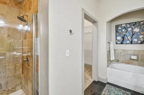 1901 Post Oak Boulevard 2607 Houston TX 77056