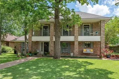 8711 Bent Tree Drive College Station TX 77845