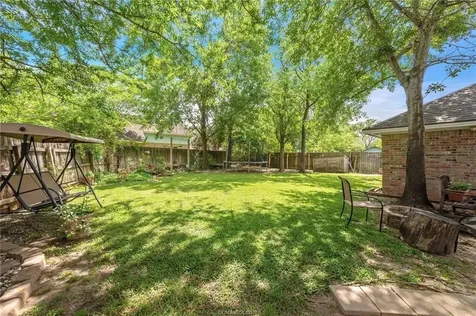 8711 Bent Tree Drive College Station TX 77845