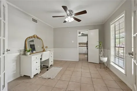 8711 Bent Tree Drive College Station TX 77845