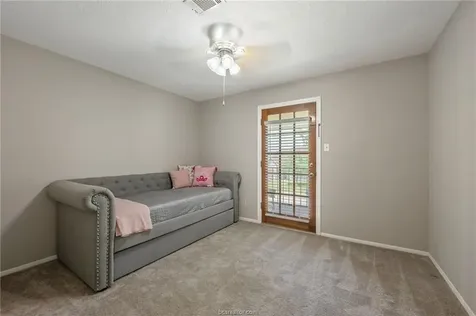 8711 Bent Tree Drive College Station TX 77845