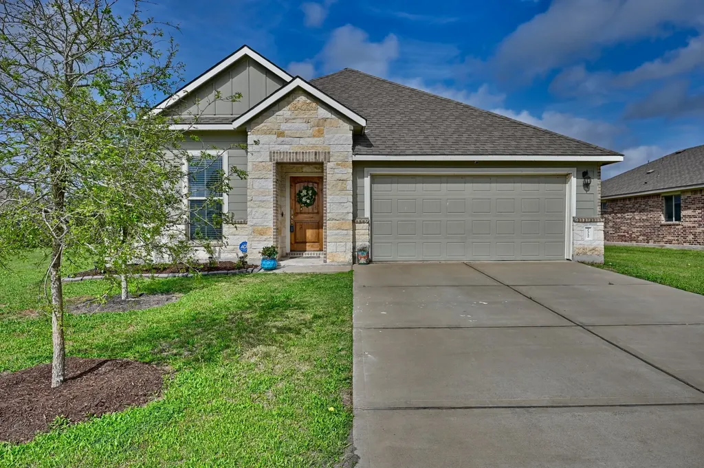 2312 Three Wood Way Walk Navasota TX 77868