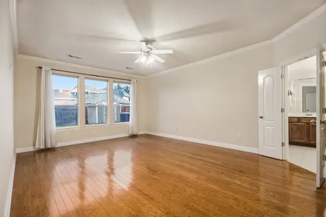 4438 W Maple Drive Friendswood TX 77546