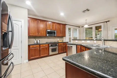 4438 W Maple Drive Friendswood TX 77546