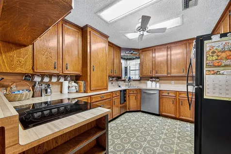 12021 7th 1/2 Street Santa Fe TX 77510