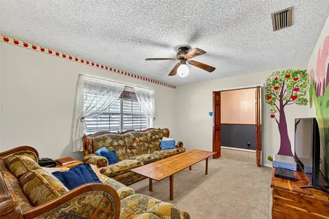 12021 7th 1/2 Street Santa Fe TX 77510