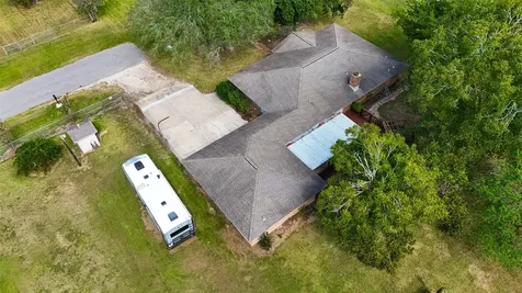 12021 7th 1/2 Street Santa Fe TX 77510