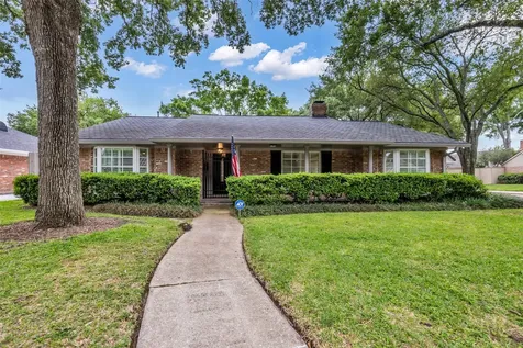 10051 Meadow Lake Lane Houston TX 77042