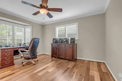 10051 Meadow Lake Lane Houston TX 77042