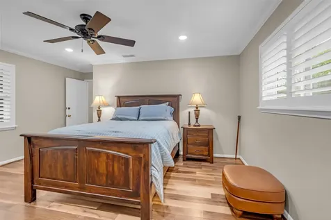 10051 Meadow Lake Lane Houston TX 77042