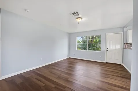 4118 Sunflower Street Houston TX 77051