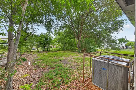 4118 Sunflower Street Houston TX 77051