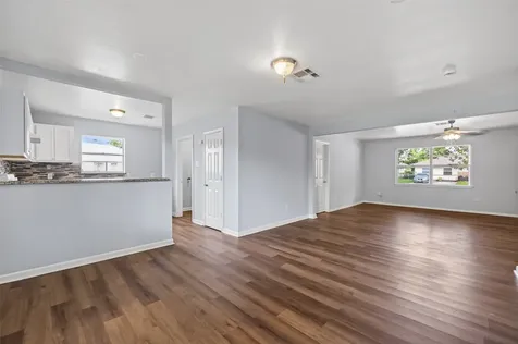 4118 Sunflower Street Houston TX 77051