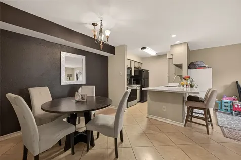 4649 Wild Indigo Street 336 Houston TX 77027