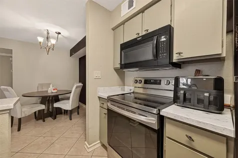 4649 Wild Indigo Street 336 Houston TX 77027