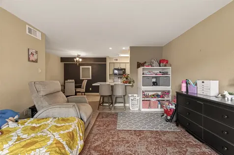 4649 Wild Indigo Street 336 Houston TX 77027