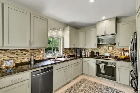 19727 Country Lake Drive Magnolia TX 77355