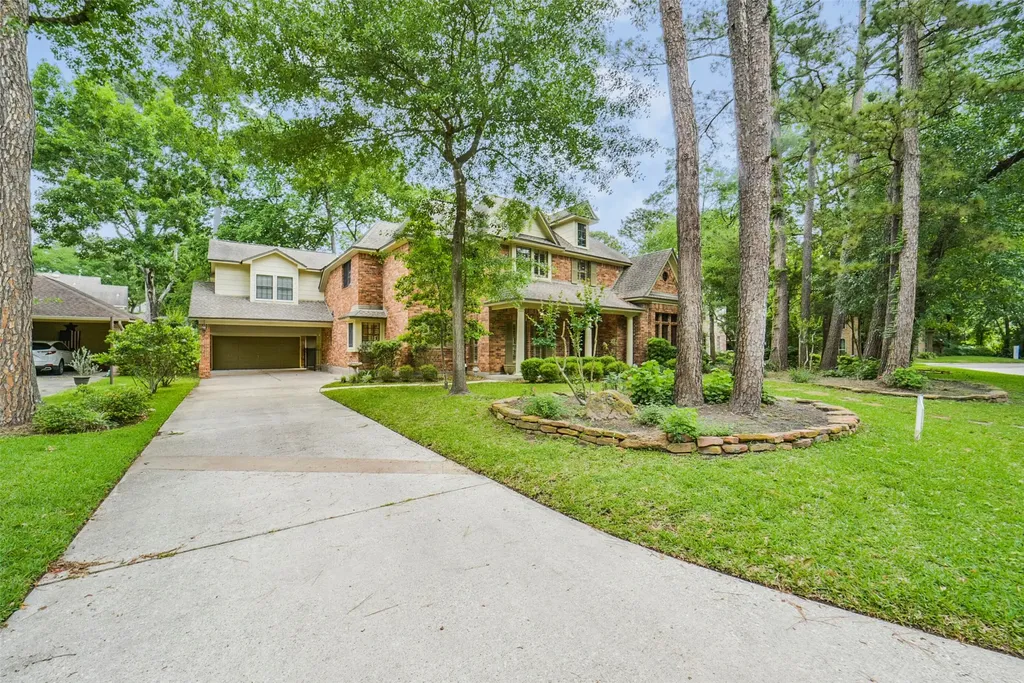 15 Crestone Place The Woodlands TX 77381