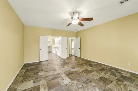 15 Crestone Place The Woodlands TX 77381
