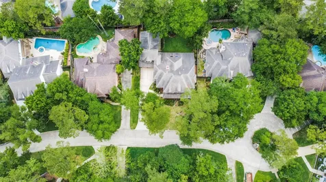 15 Crestone Place The Woodlands TX 77381