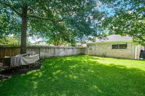 12806 Westhorpe Drive Houston TX 77077