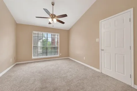 2211 S Kirkwood Road 43 Houston TX 77077-6136