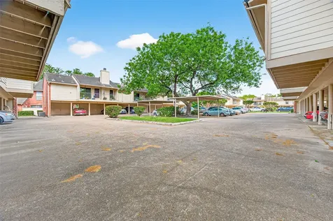 2211 S Kirkwood Road 43 Houston TX 77077-6136