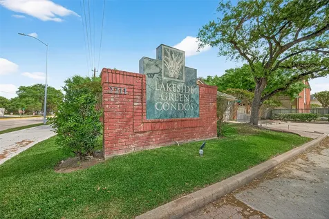 2211 S Kirkwood Road 43 Houston TX 77077-6136