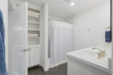 73 Madrone Terrace Place The Woodlands TX 77375