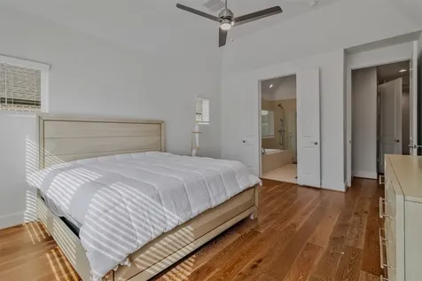 10943 Grove Tree Lane Houston TX 77043